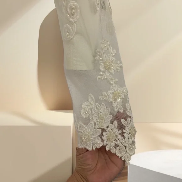 Pre loved 🥰 Morilee Vintage, minimal Raw Silk Wedding Dress. - Picture 9 of 15